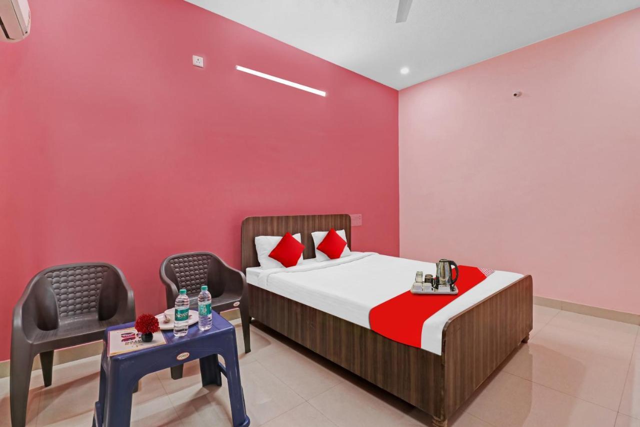Hotel Golden Suites Bangalore Buitenkant foto
